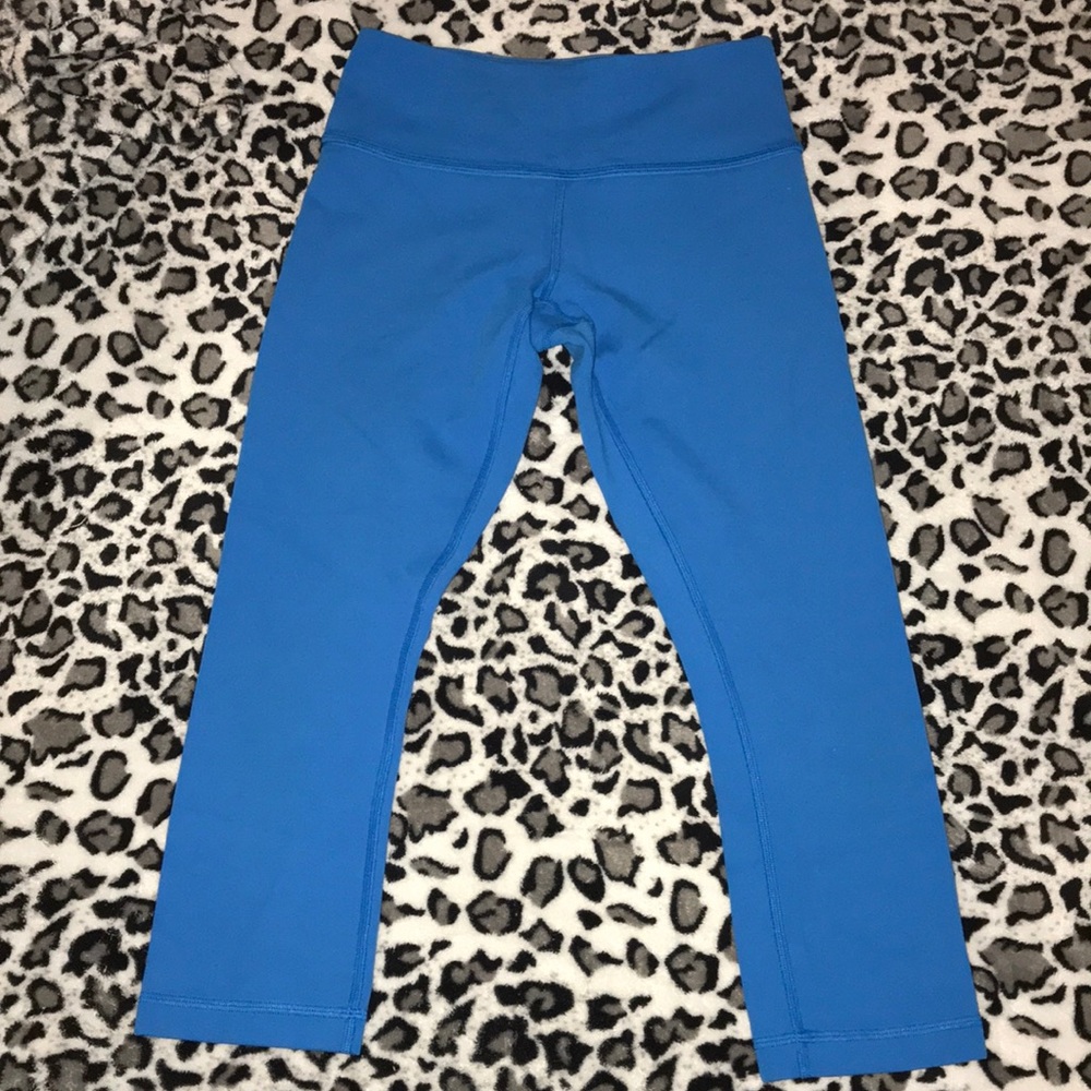Lululemon cropped workout leggings
